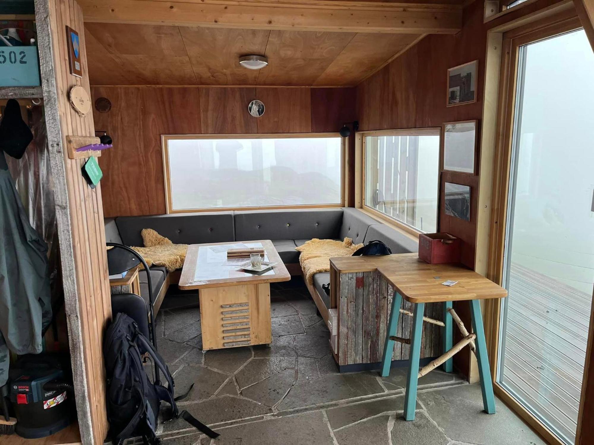Nydelig Smabruk Med Hus Og Fjos Og Badstu * Gratangen