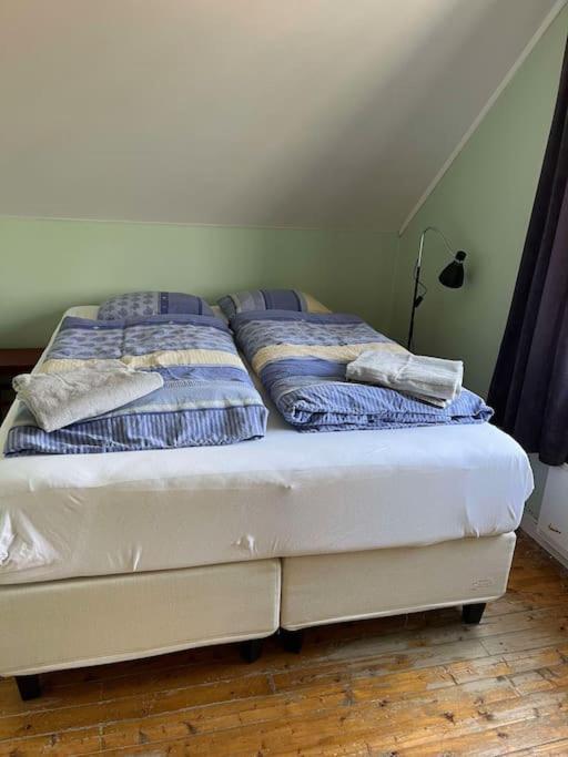 Nydelig Smabruk Med Hus Og Fjos Og Badstu Ferienhaus Gratangen